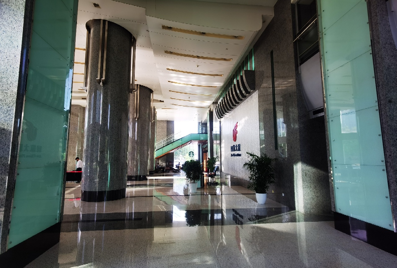 国航大厦实拍图2